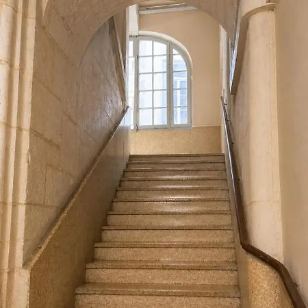 Elegant Haussmannien Dans L'ecusson Apartment Montpellier