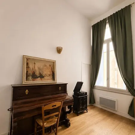 Apartment Elegant Haussmannien Dans L'ecusson Montpellier